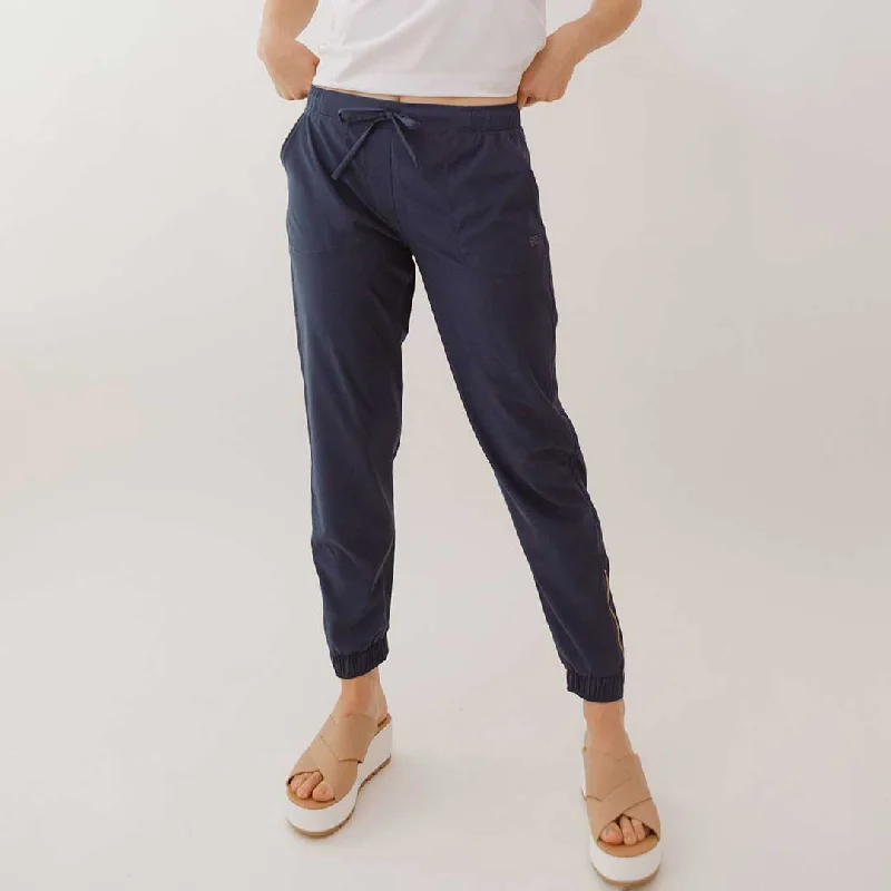 Massive discounts on all clothing items – Shop now for the best prices. Indigo Jetsetters Massive discounts on all clothing items – Shop now for the best prices. Indigo Jetsetters
