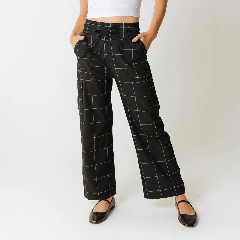 Last chance! Men’s clothing at unbeatable prices. Audrey Cargo Trouser, Black Windowpane Last chance! Men’s clothing at unbeatable prices. Audrey Cargo Trouser, Black Windowpane