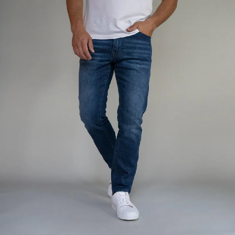 Shop now and enjoy massive savings on stylish clothing for all seasons. Premium Italian Denim Skinny Fit - Dark Vintage Wash Shop now and enjoy massive savings on stylish clothing for all seasons. Premium Italian Denim Skinny Fit - Dark Vintage Wash