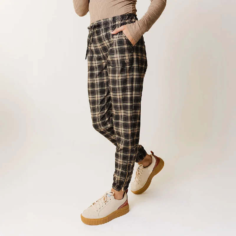 Check out the best prices on men's fashion basics – limited time offer. Bonnie Plaid Jetsetters Check out the best prices on men's fashion basics – limited time offer. Bonnie Plaid Jetsetters