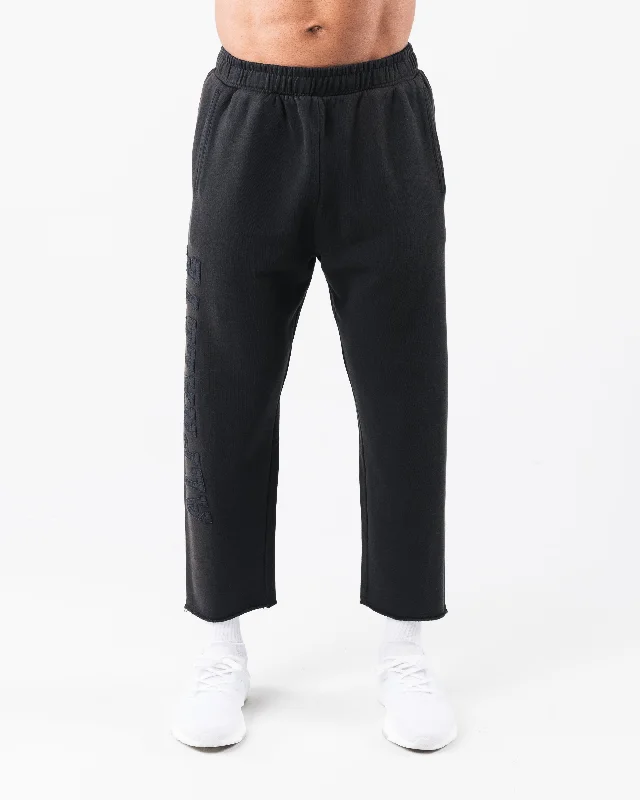 Exclusive offers on men’s wardrobe essentials – save more now! Sunfade Pant - Black Exclusive offers on men’s wardrobe essentials – save more now! Sunfade Pant - Black