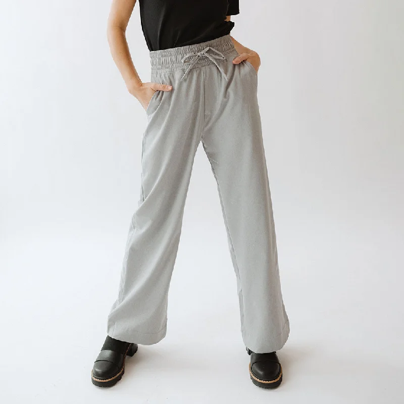 Shop the hottest fashion trends for less – deals you can’t miss. Audrey Trouser, Heather Light Grey Shop the hottest fashion trends for less – deals you can’t miss. Audrey Trouser, Heather Light Grey