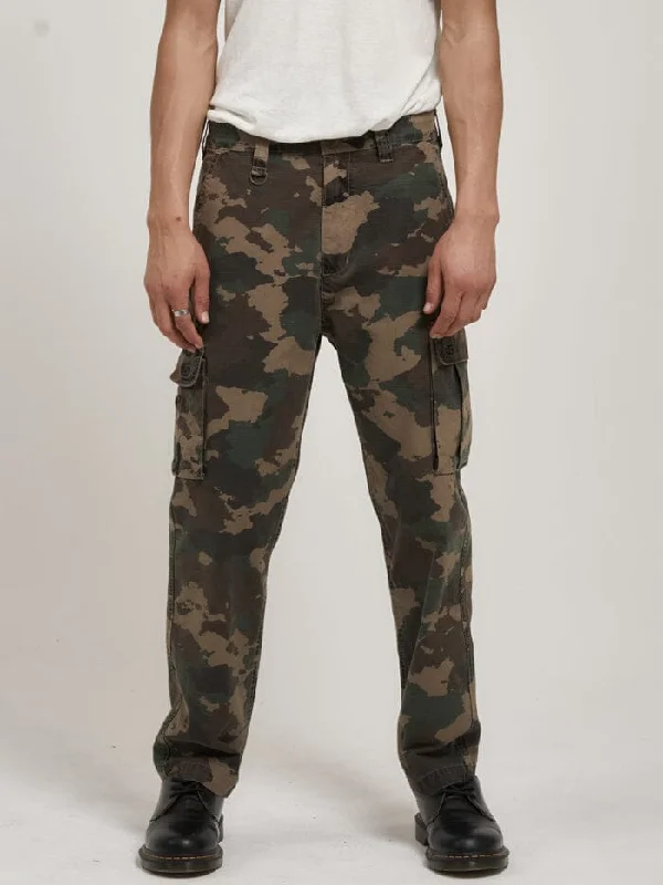 Shop now for affordable fashion – Enjoy free shipping on clothing orders. Slacker Tactics Cargo Pant - Camo Shop now for affordable fashion – Enjoy free shipping on clothing orders. Slacker Tactics Cargo Pant - Camo