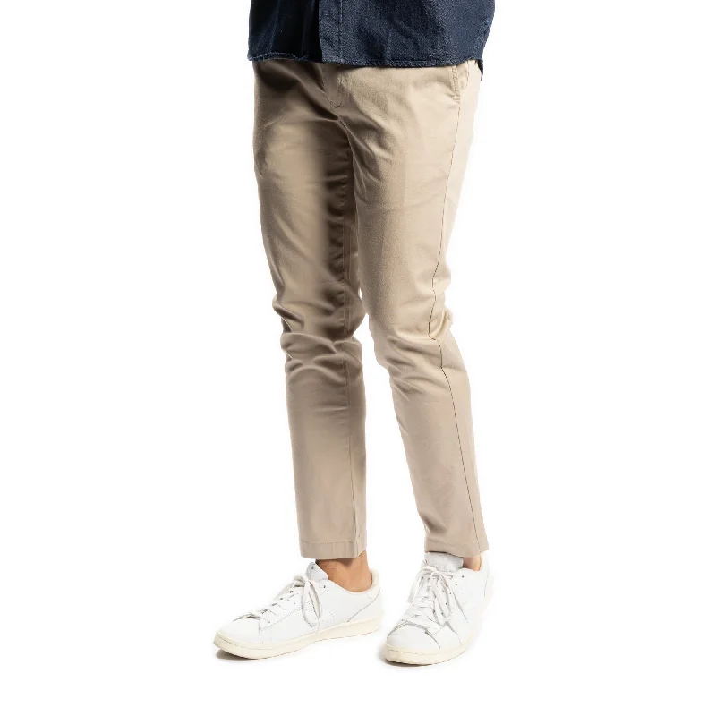 Huge savings on all categories of clothing – Shop our seasonal sale. Lightweight Stretch Chinos Slim Fit - Khaki Huge savings on all categories of clothing – Shop our seasonal sale. Lightweight Stretch Chinos Slim Fit - Khaki