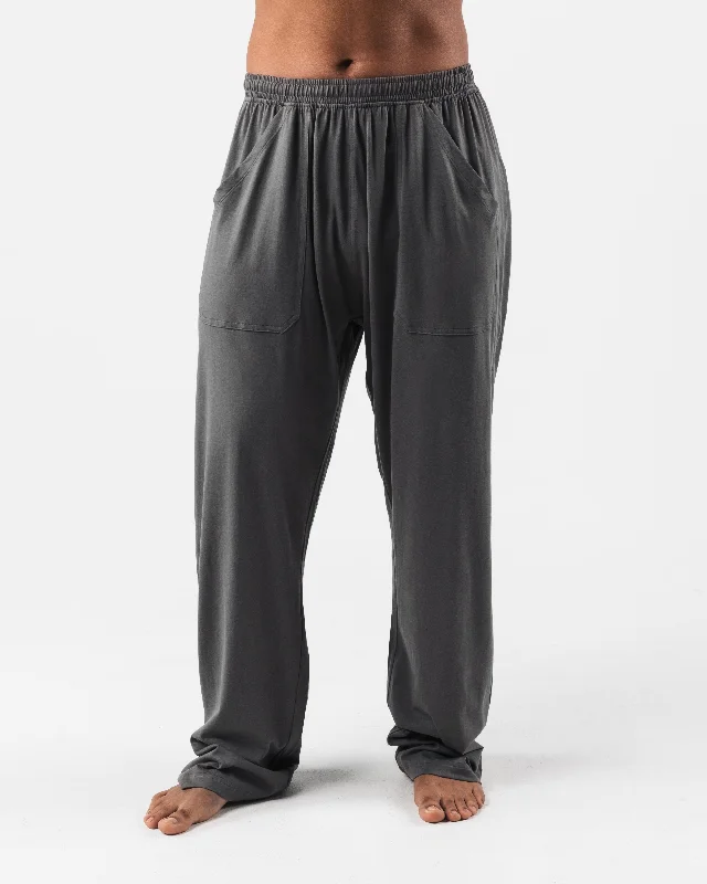 Shop now for the latest fashion trends and enjoy special promotions! Zero Classic Straight Leg Pant - Grey Shop now for the latest fashion trends and enjoy special promotions! Zero Classic Straight Leg Pant - Grey