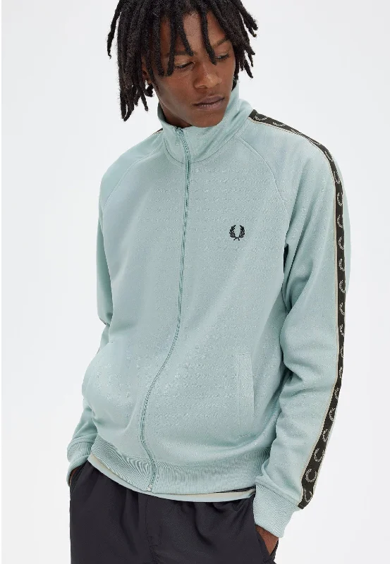 Big discounts on men’s wear – Shop now and save! Fred Perry - Contrast Tape Silver Blue/Warm Grey - Track Jacket Big discounts on men’s wear – Shop now and save! Fred Perry - Contrast Tape Silver Blue/Warm Grey - Track Jacket