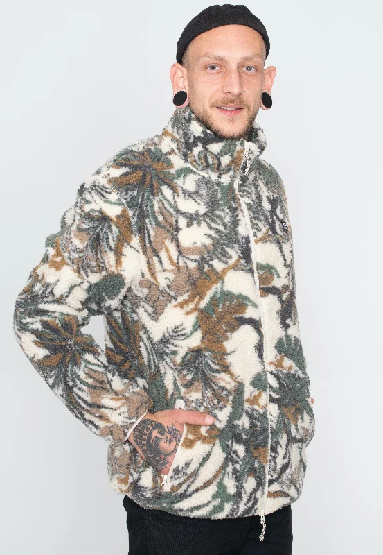 Shop the latest styles in men’s fashion – don’t miss out on these deals! Vans - Back Bay Camo Oatmeal Duck Green - Jacket Shop the latest styles in men’s fashion – don’t miss out on these deals! Vans - Back Bay Camo Oatmeal Duck Green - Jacket