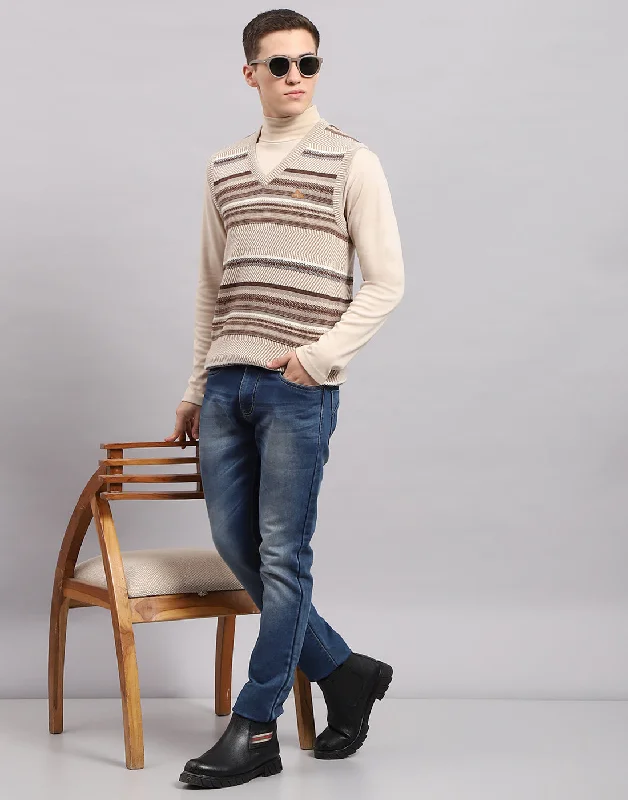 Shop the latest trends in men's clothing at unbeatable prices. Men Beige Stripe V Neck Sleeveless Sweater Shop the latest trends in men's clothing at unbeatable prices. Men Beige Stripe V Neck Sleeveless Sweater