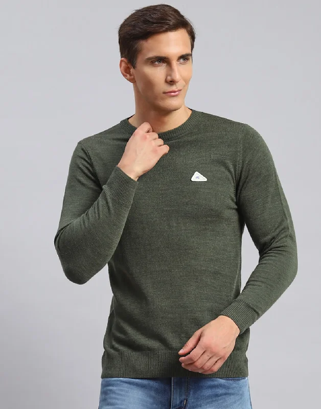 Update your look for less with men’s clothing on sale. Men Green Solid Round Neck Full Sleeve Pullover Update your look for less with men’s clothing on sale. Men Green Solid Round Neck Full Sleeve Pullover