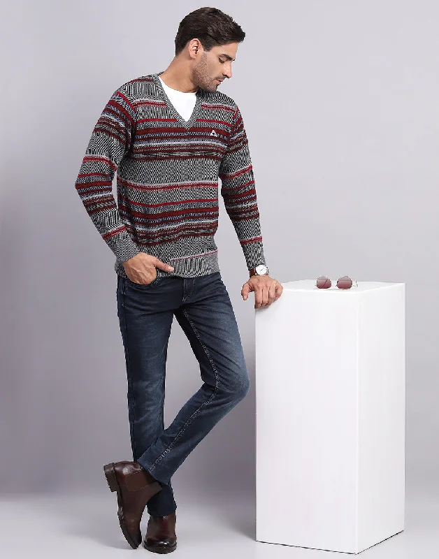 Shop men’s clothing for all seasons – Save big today! Men Grey Self Design V Neck Full Sleeve Pullover Shop men’s clothing for all seasons – Save big today! Men Grey Self Design V Neck Full Sleeve Pullover