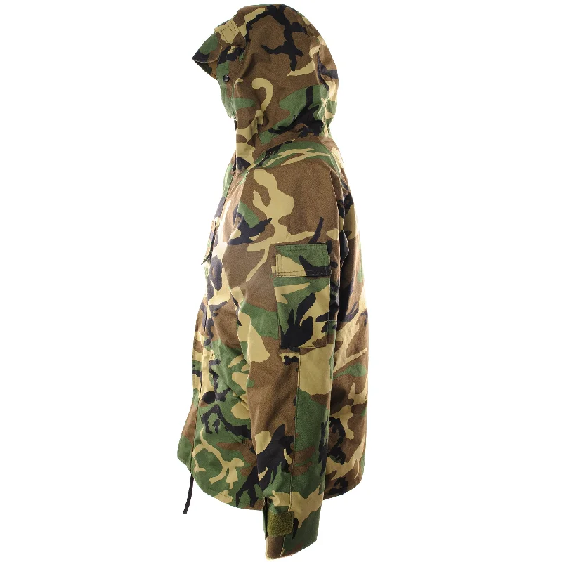 Massive markdowns on clothing items you love – Hurry before they’re gone!  VINTAGE US ARMY ECWCS PARKA 1998 SIZE MEDIUM REGULAR GORE TEX DEADSTOCK