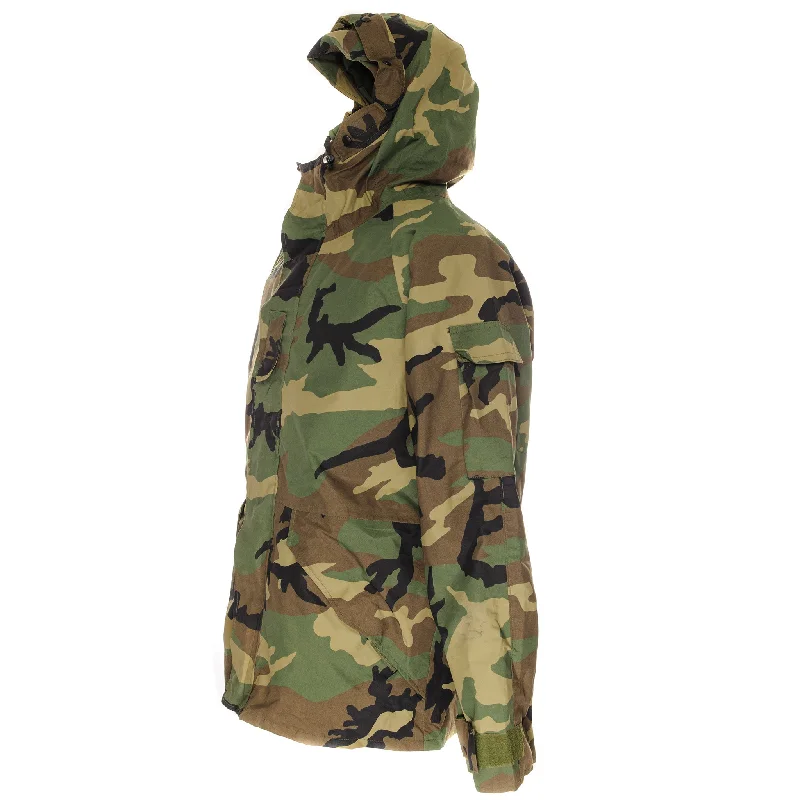 Shop affordable clothing for men  – Up to 60% off!  VINTAGE US ARMY ECWCS PARKA 2000 SIZE MEDIUM REGULAR GORE-TEX