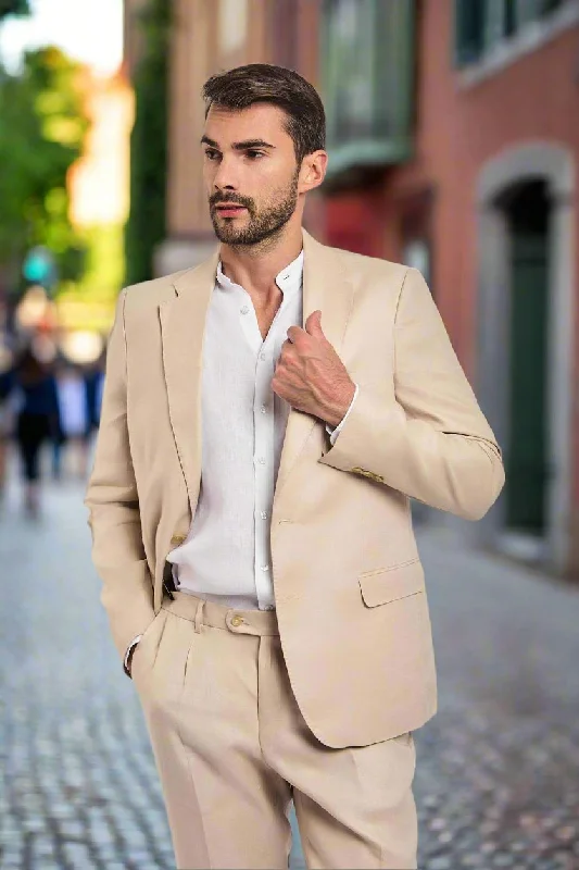 Time to upgrade your wardrobe – shop men’s fashion on sale.  Blazer