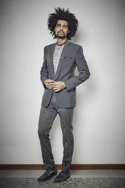 Exclusive offers on men’s wardrobe essentials – save more now! Classic Quilted Blazer - Goldstein Exclusive offers on men’s wardrobe essentials – save more now! Classic Quilted Blazer - Goldstein