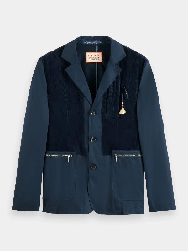 Shop stylish, comfortable men’s clothing at discounted prices. Corduroy-panelled 3-button blazer Shop stylish, comfortable men’s clothing at discounted prices. Corduroy-panelled 3-button blazer