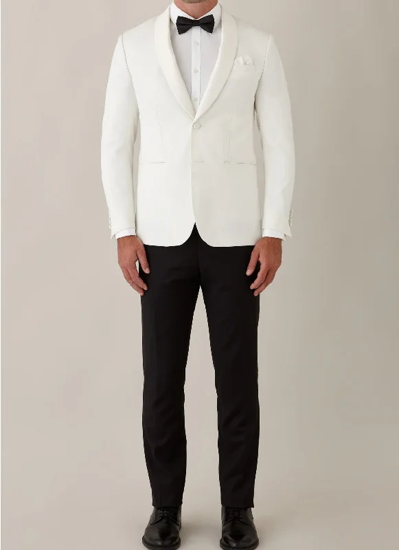 Get 25% off select men’s clothing when you shop online! Gibson Spectre White Satin Shawl Collar Dinner Jacket Get 25% off select men’s clothing when you shop online! Gibson Spectre White Satin Shawl Collar Dinner Jacket