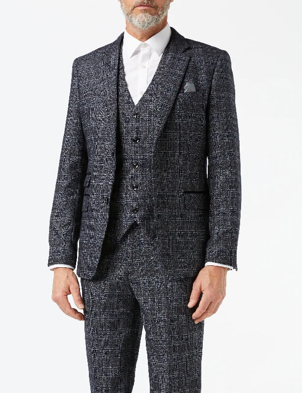 End-of-season sale – men’s clothing essentials up to 60% off! GREY TWEED CHECK JACKET & WAISTCOAT End-of-season sale – men’s clothing essentials up to 60% off! GREY TWEED CHECK JACKET & WAISTCOAT