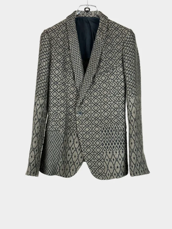 Seasonal clearance – Save on all clothing essentials this weekend.  Relaxed Blazer