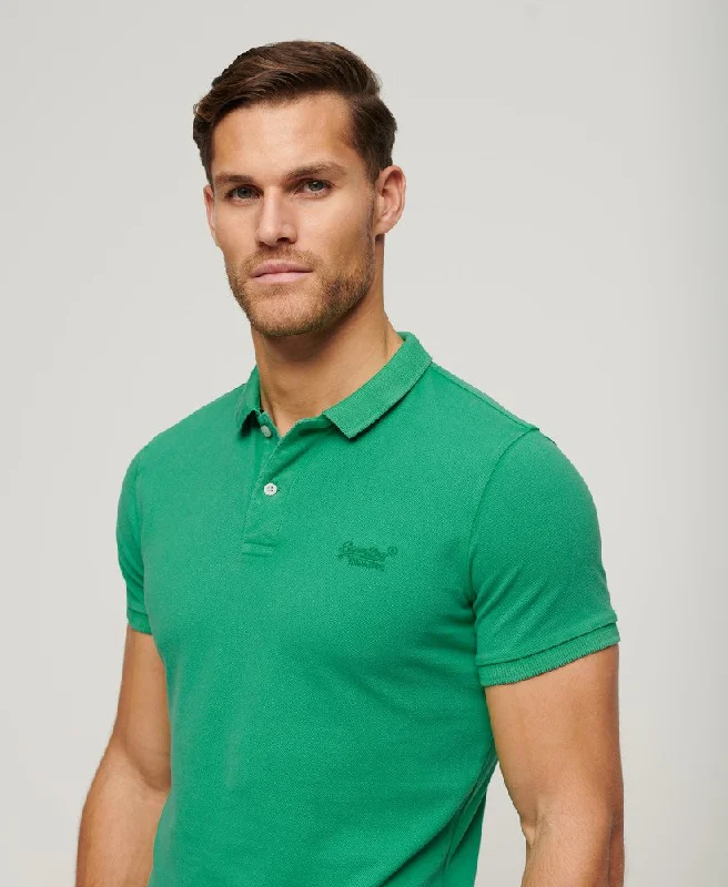 Refresh your wardrobe with the best deals on men's fashion. Destroyed Polo in Retro Green Refresh your wardrobe with the best deals on men's fashion. Destroyed Polo in Retro Green