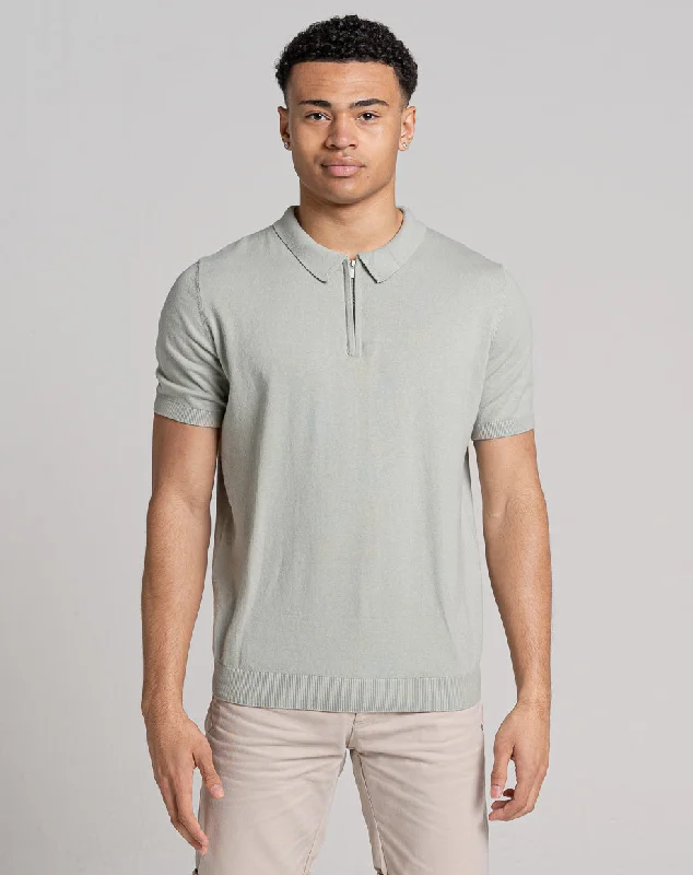 Don’t miss out – huge discounts on men’s trendy styles. ESSENTIAL SHORT SLEEVE ZIP POLO TOP | LIGHT GREEN Don’t miss out – huge discounts on men’s trendy styles. ESSENTIAL SHORT SLEEVE ZIP POLO TOP | LIGHT GREEN