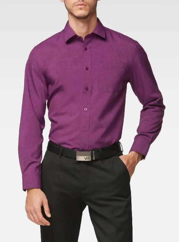 Look sharp without breaking the bank – men’s clothing sale now! Classic straight fit shirt Look sharp without breaking the bank – men’s clothing sale now! Classic straight fit shirt