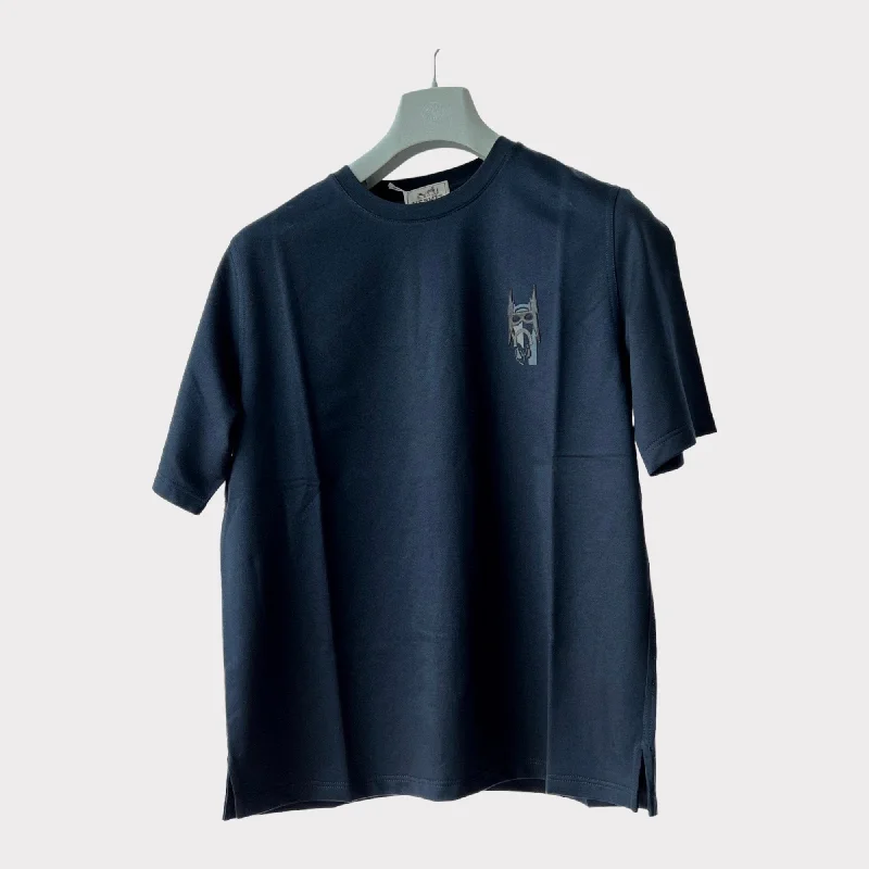Save on men’s formal wear – perfect for your next event! Hermes Medium T-shirt Mini Patch Cuir In Marine Blue Save on men’s formal wear – perfect for your next event! Hermes Medium T-shirt Mini Patch Cuir In Marine Blue