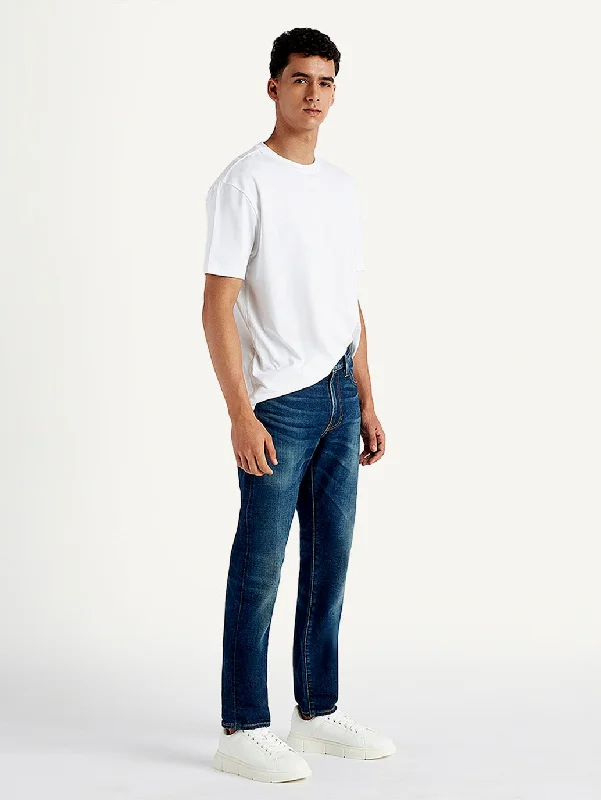 Upgrade your wardrobe with stylish clothing at discounted prices. Men's 511 Slim Fit Blue Jeans Upgrade your wardrobe with stylish clothing at discounted prices. Men's 511 Slim Fit Blue Jeans