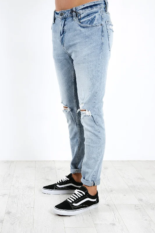Shop the best fashion at unbeatable prices – Limited time only. Stinger Jean Bleach Rip Shop the best fashion at unbeatable prices – Limited time only. Stinger Jean Bleach Rip