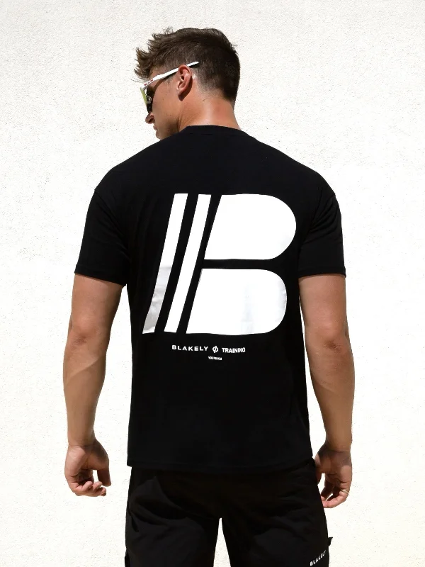 Look sharp without breaking the bank – men’s clothing sale now!  Apex Relaxed T-Shirt - Black