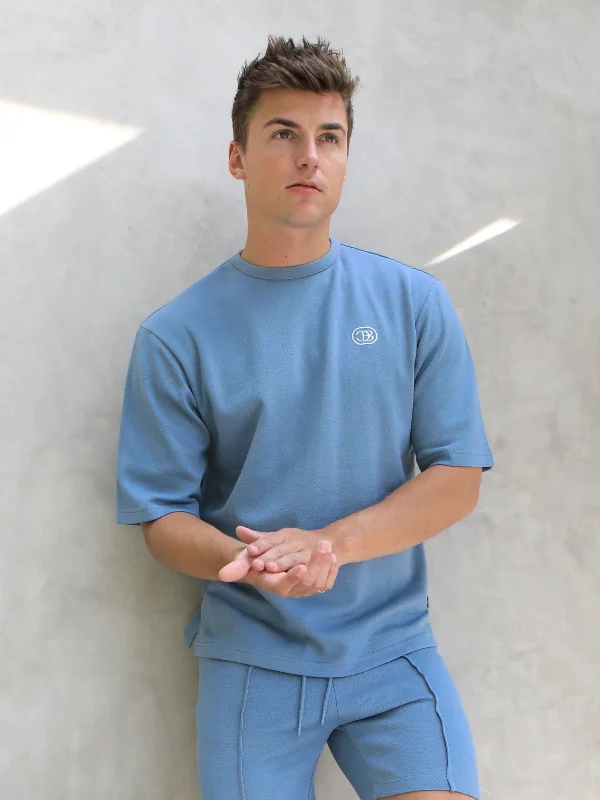 Shop now and enjoy massive savings on stylish clothing for all seasons. Icon Oversized T-Shirt - Light Blue Shop now and enjoy massive savings on stylish clothing for all seasons. Icon Oversized T-Shirt - Light Blue