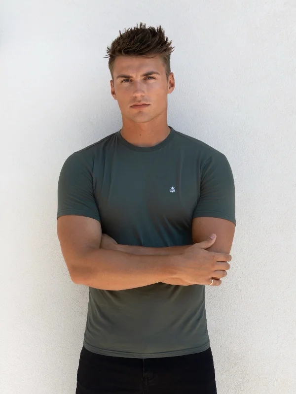 Shop trendy clothing for every season – Special promotion today. Renzo T-Shirt - Khaki Green Shop trendy clothing for every season – Special promotion today. Renzo T-Shirt - Khaki Green