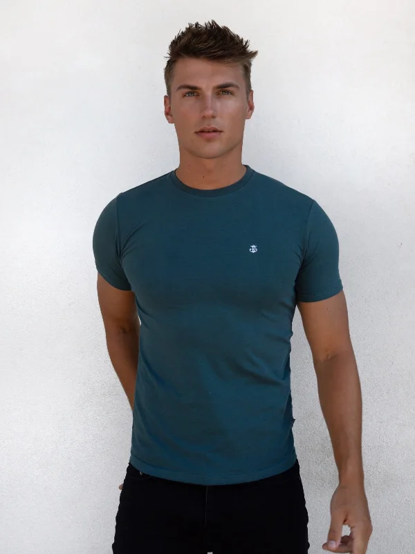 Clearance sale – shop men's clothing at discounted prices!  Salerno T-Shirt - Teal Green