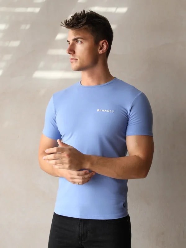 Get stylish outfits for every occasion – Shop now and save! Series T-Shirt - Light Blue Get stylish outfits for every occasion – Shop now and save! Series T-Shirt - Light Blue
