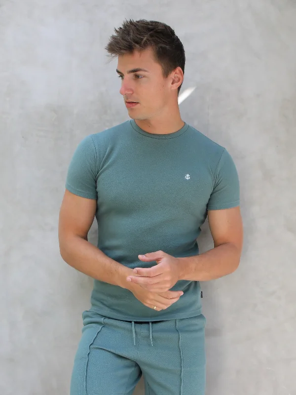 Shop affordable clothing for less – Big discounts online now. Verona Slim T-Shirt - Khaki Green Shop affordable clothing for less – Big discounts online now. Verona Slim T-Shirt - Khaki Green