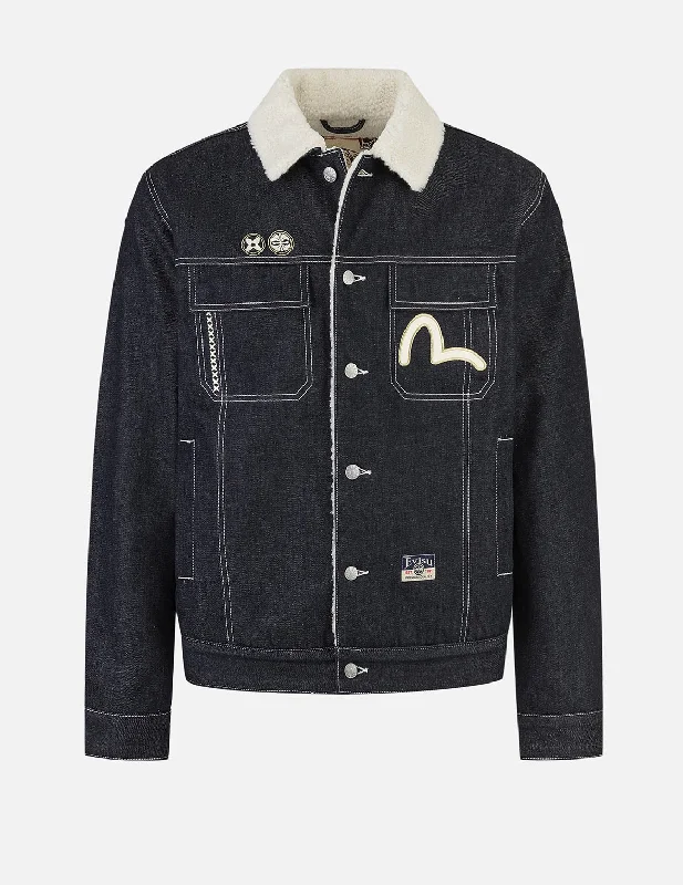 Clearance sale – shop men's clothing at discounted prices!  明线刺绣和大M嵌条宽版休闲牛仔外套
