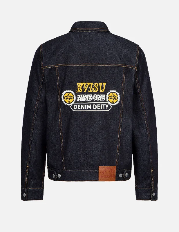 Special offers on the latest clothing collections – Don’t miss out!  海鸥及个性口号印花牛仔夹克 