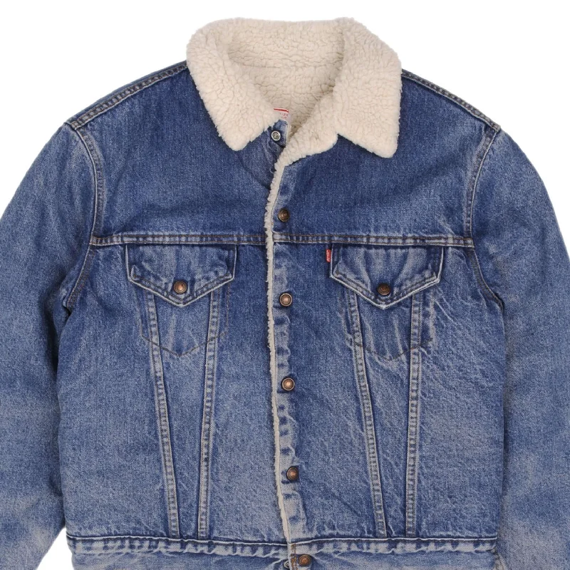 Flash sale alert! Shop fashion-forward clothing at discounted prices.  VINTAGE LEVIS SHERPA TRUCKER DENIM JACKET 2 POCKETS 1970S SIZE 44 MADE IN USA