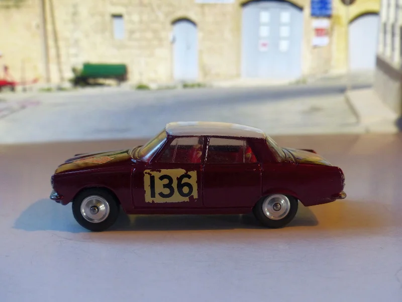 Playful toys 322 Rover 2000 Monte Carlo (1)