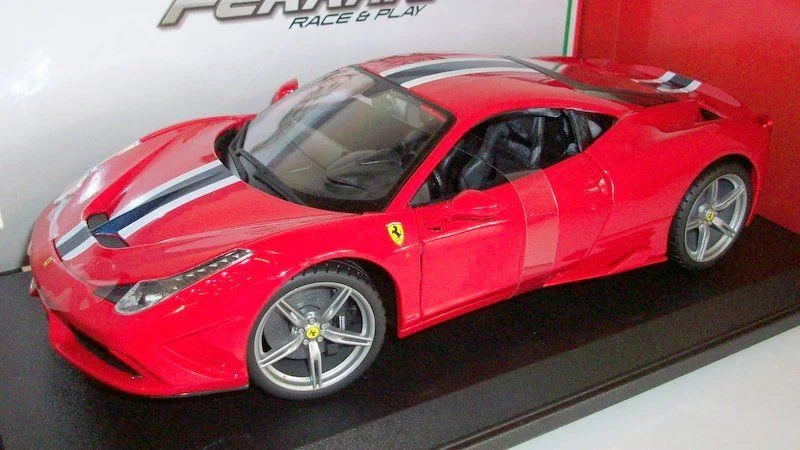 Enthusiastic toysBurago 1/18 Scale - 18-16002 Ferrari 458 Speciale - Red