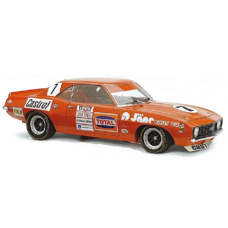 High-quality materials toys CLASSIC CARLECTABLES 1/18 Chevrolet Camaro - 1972 ATCC Round 1 - Symmons Plains 2nd Place Car High-quality materials toys CLASSIC CARLECTABLES 1/18 Chevrolet Camaro - 1972 ATCC Round 1 - Symmons Plains 2nd Place Car