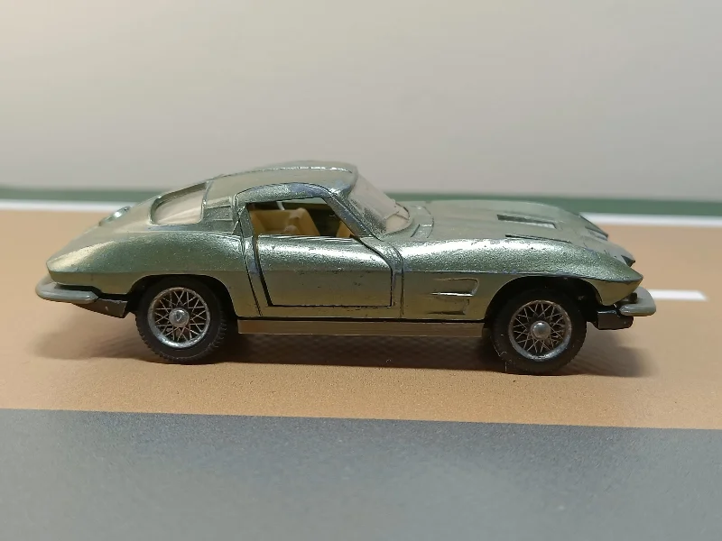 High-quality toy cars 310 Chevrolet Sting Ray in light metallic green (Auto-Pilen copy) High-quality toy cars 310 Chevrolet Sting Ray in light metallic green (Auto-Pilen copy)