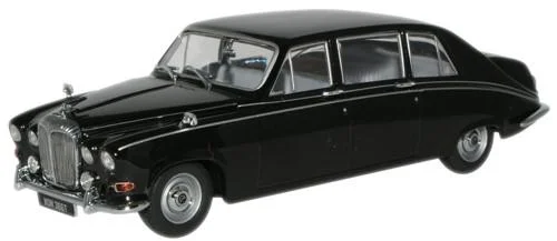 High-quality toy cars Oxford Diecast Black Daimler DS420 Limousine - 1:43 Scale