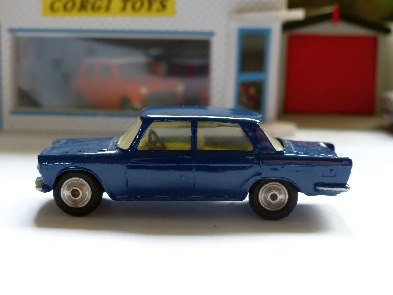 Playful toys 232 Fiat 2100 in blue