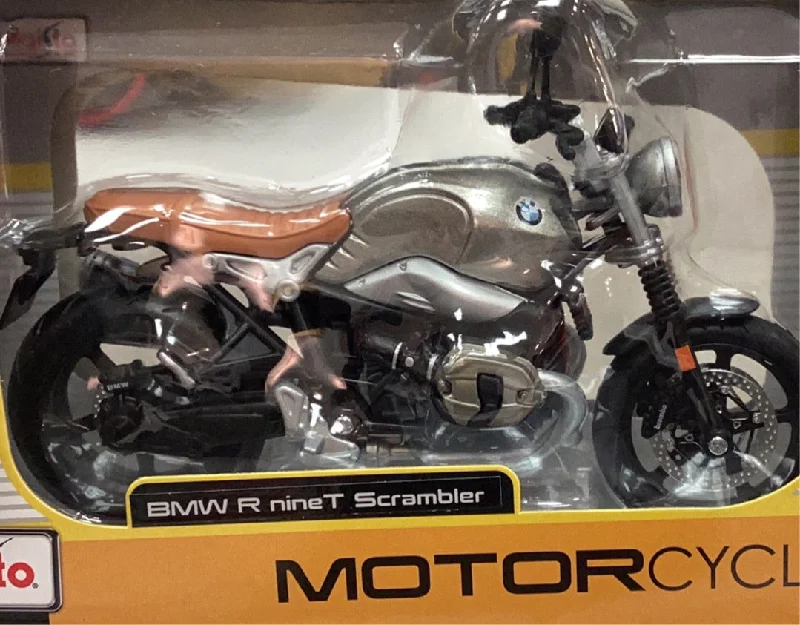 Realistic toy carsMaisto 1:12 Motorcycle