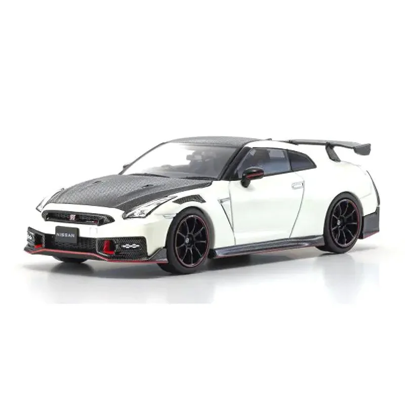 Enthusiastic toysNissan GT-R NISMO 2024 White - 1:43 Scale Diecast Model Car