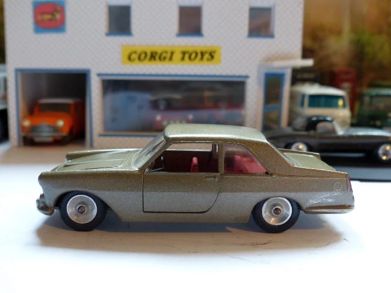 Playful toys Solido 121 Lancia Flaminia