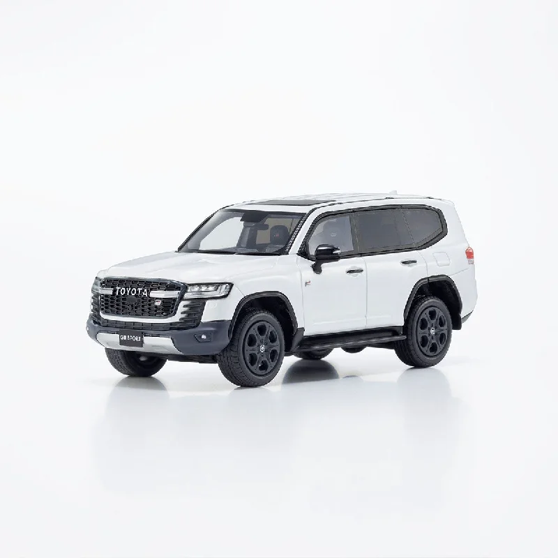 Durable toysToyota Land Cruiser GR SPORT  (White) - 1:43 Scale Resin Model Car