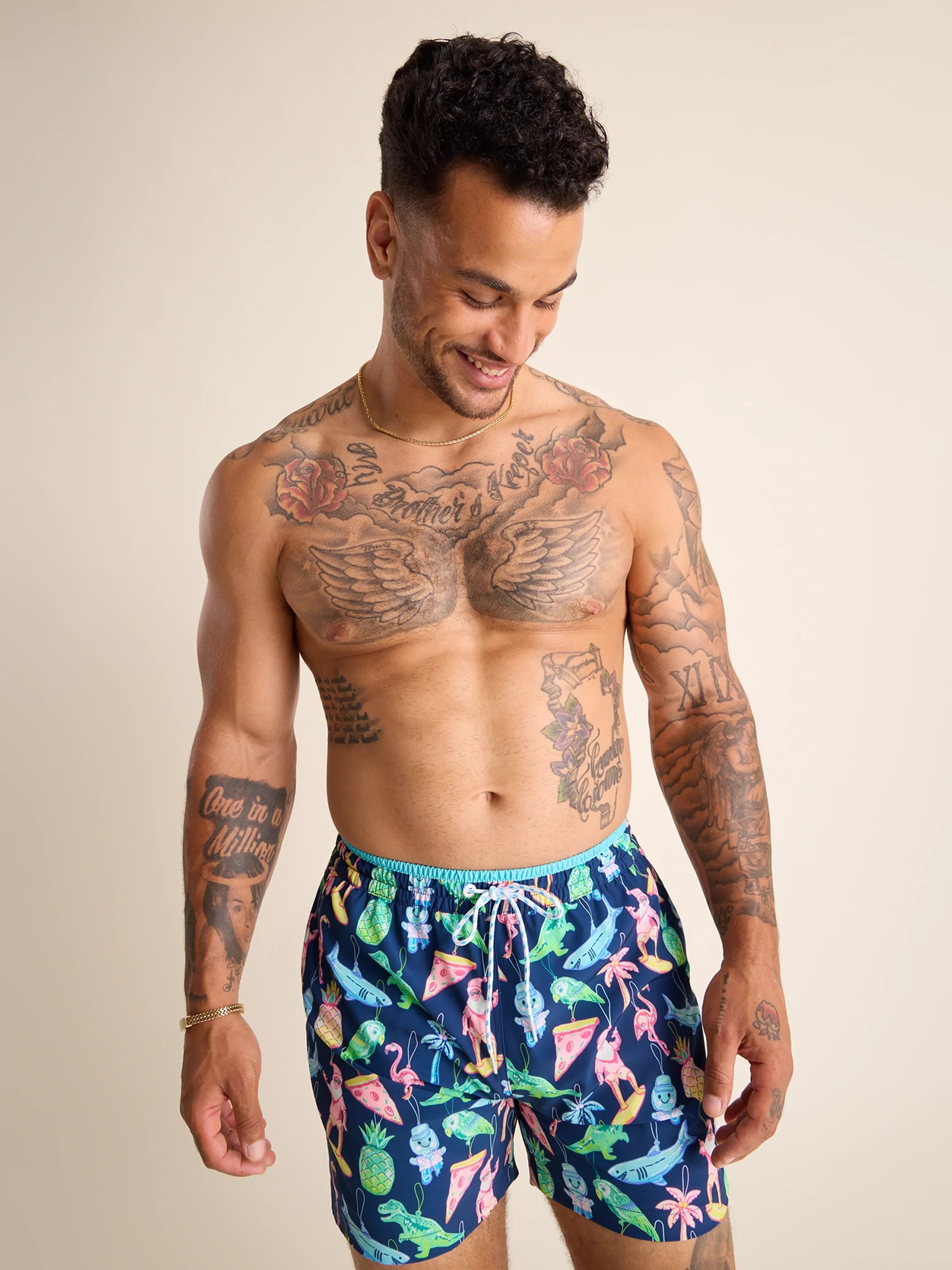Shop new arrivals in clothing and save up to 60% off select items. Chubbies 5.5-Inch The Holidoozies Swim Trunks - Navy Shop new arrivals in clothing and save up to 60% off select items. Chubbies 5.5-Inch The Holidoozies Swim Trunks - Navy